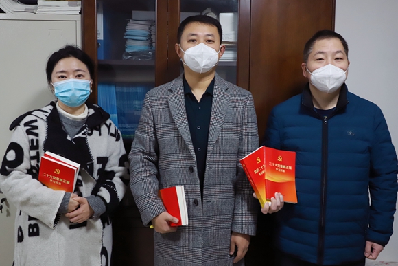 获奖者合影。 重庆市人民防空办公室供图