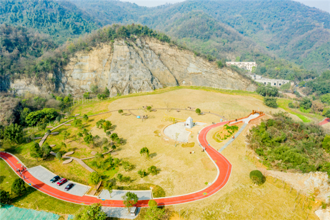 俯瞰露营基地。九龙坡报记者 曹鸣鸥 摄