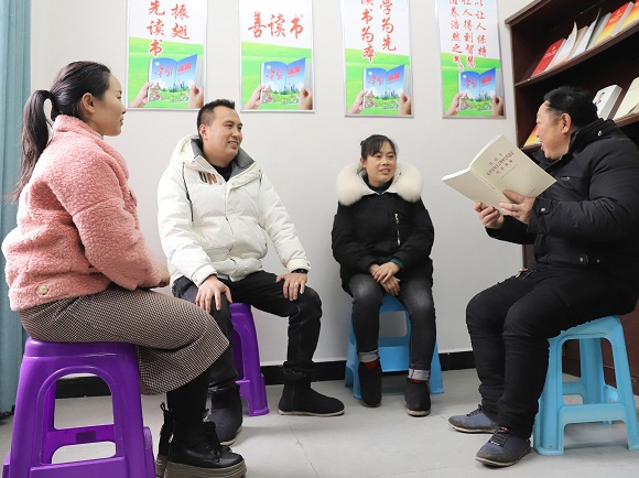 “微宣讲”交流学习。黔江区委宣传部供图 华龙网发