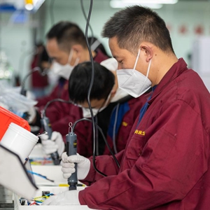 西藏：开发升级高原炊具 更好满足群众生活需求