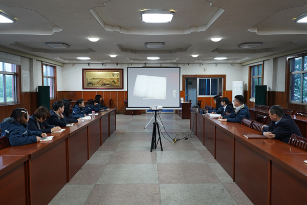 中国十七冶集团路桥分公司组织员工开展保密教育培训