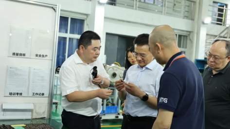成都市委常委刘玉泉率队调研蓉商总会会员企业