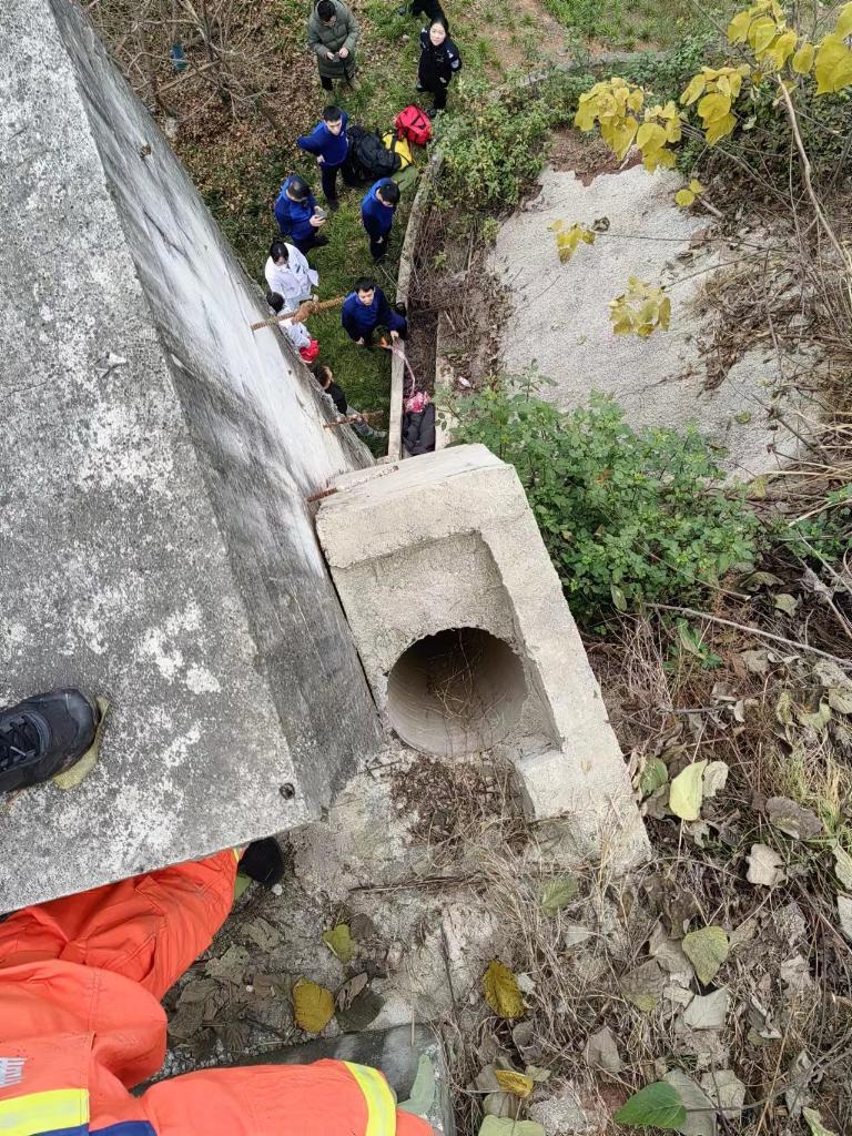 失踪第7天，重庆9岁男孩在排水管道中被救出