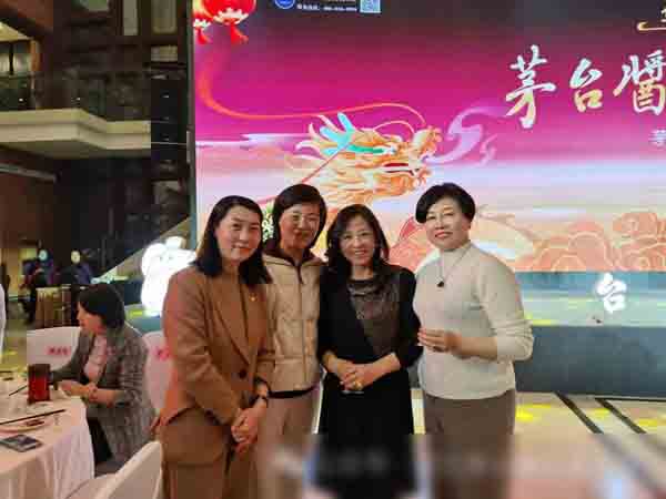 创新提升促发展 砥砺前行谱新篇---受邀参加河北省妇女手工协会合作洽谈会