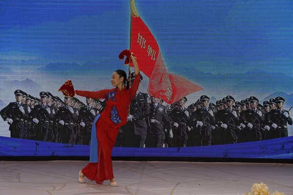 邯郸市公安局离退休干部党委、公安文联举办庆祝第四个“中国人民警察节”主题活动