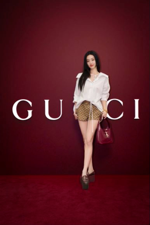 “Gucci Ancora 古驰安可拉红”同期登陆中国多城