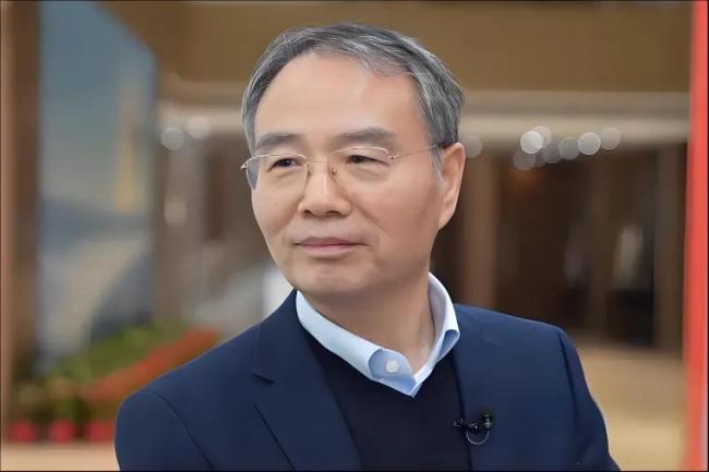 这个浙江大佬，隐身车企大战背后，悄悄赚翻了！