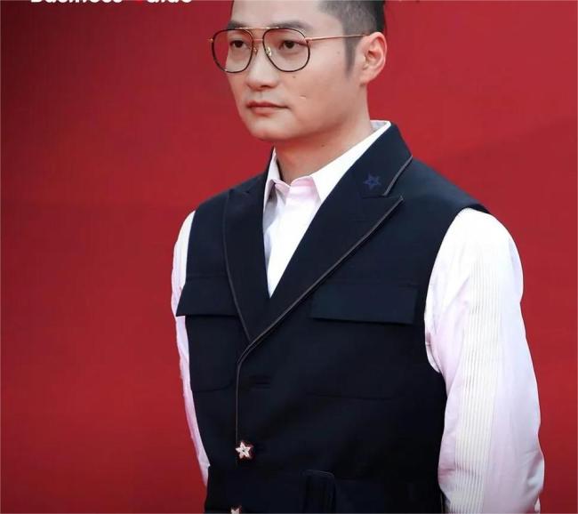 浙商大佬搞直播，三年亏了20亿