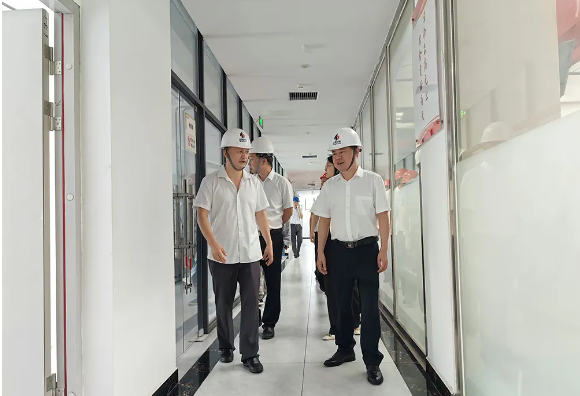 钱俊清带队到城发集团开展“心连心走基层、面对面解难题”活动
