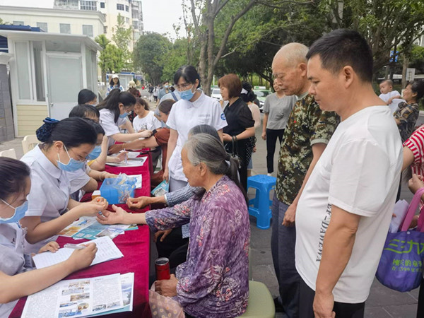 广元市第一人民医院开展“关注癫痫共病”国际癫痫日义诊科普