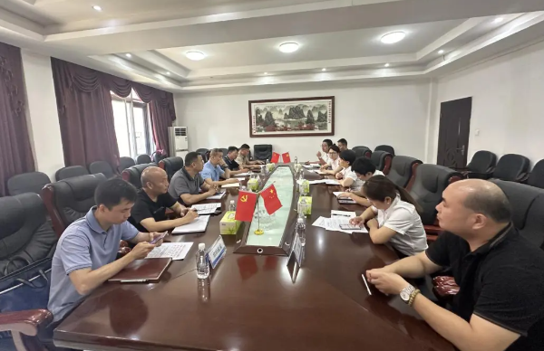 湘潭市人社局前往湘潭电化考察夏季高温劳动保护和劳动关系工作
