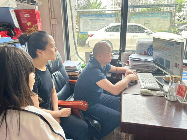 强化意识 提高技能 共筑无限安全空间 高新区召开企业有限空间作业安全生产专题培训会