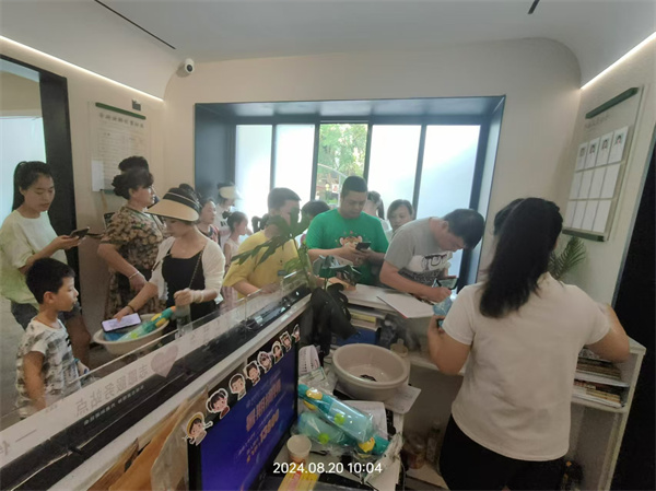 送“耍水”装备活动火热进行中！快来黄龙溪古镇泼出你的夏日激情！