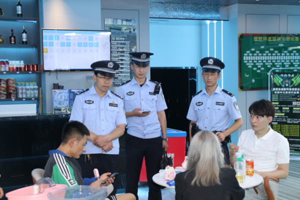 通渭公安“书画+”警务 护航文化产业高质量发展