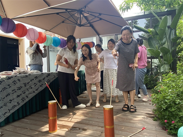 双流区黄龙溪镇玩转传统文化解锁中秋佳节