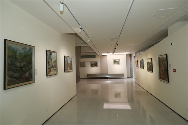 邛崃：“水墨崃山  国色天台”美术作品展今日开幕
