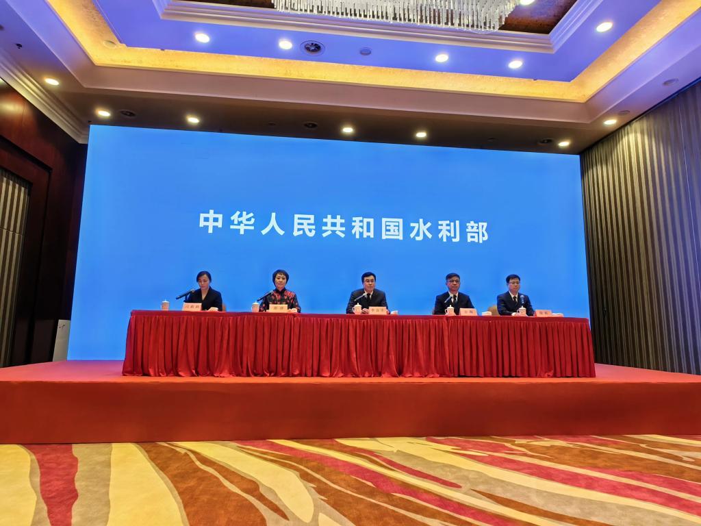 我国在解决农村饮水安全问题上取得重大进展