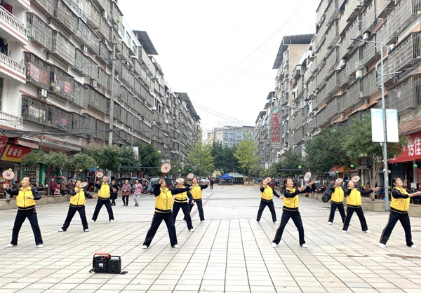 广安市邻水县丰禾镇开展“爱在深秋  情暖重阳”系列庆祝活动