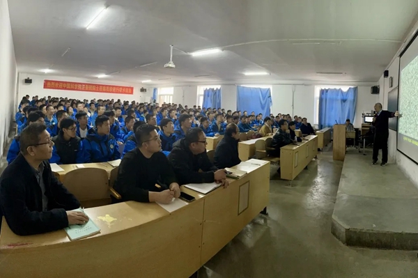 中国科学院汪景琇院士到廊坊十五中讲学 传递问天梦想