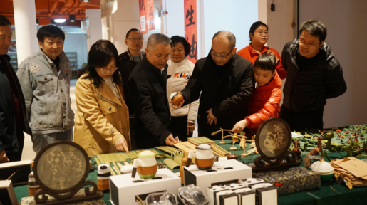 “大地流彩”百匠吉祥文化墟系列活动在广州罗洞工匠小镇举办