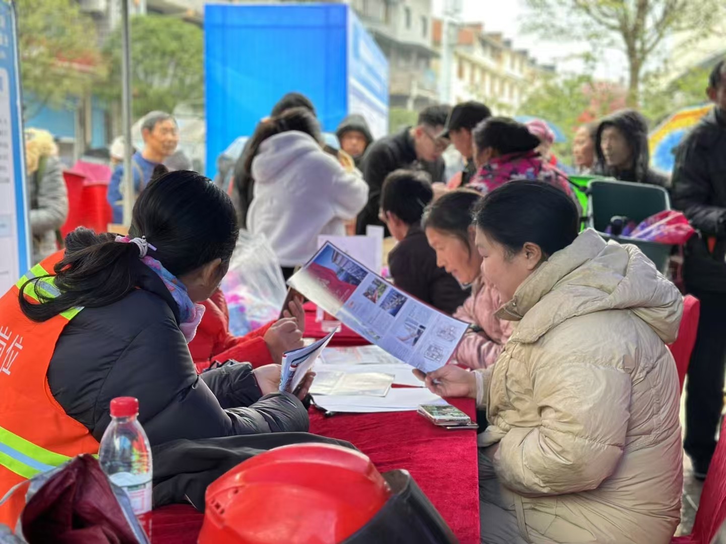 招聘会现场。图源：忠县就业和人才中心2.jpg