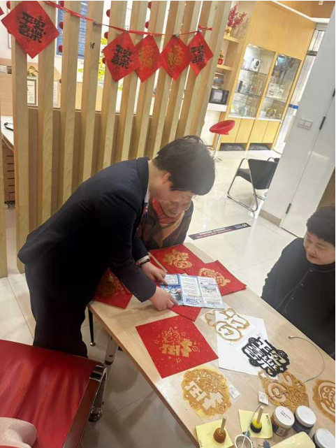情系桑榆 温情永续 浦发银行宁波分行开展第十八次志愿者日暨百家养老工作室“银龄”活动