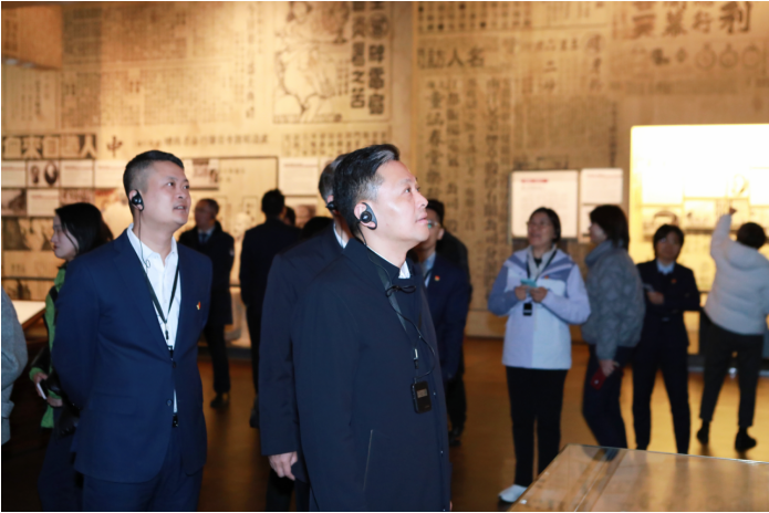 循宁波帮足迹 铸党员先锋志 2025年浦发银行宁波分行党委主题党日活动