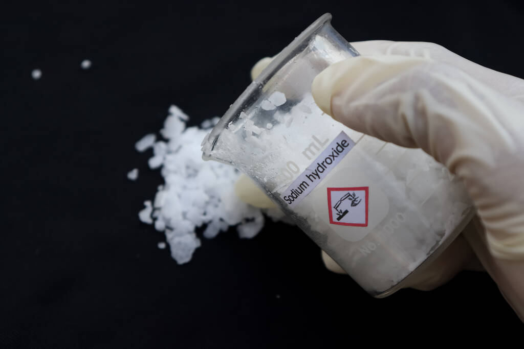 基本面好转推升盘面 烧碱价格重心持续上行