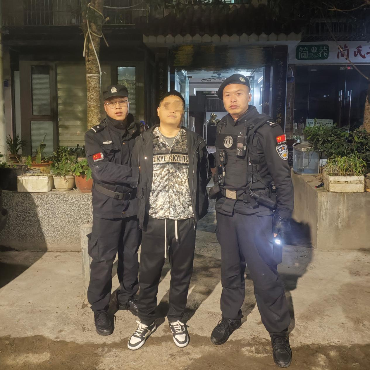 图片1.png