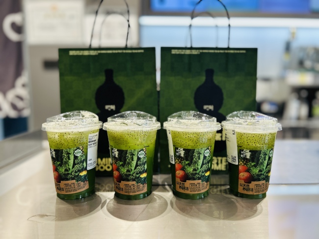 图说：古茗轻体果蔬瓶全新上线（图片来源：古茗）