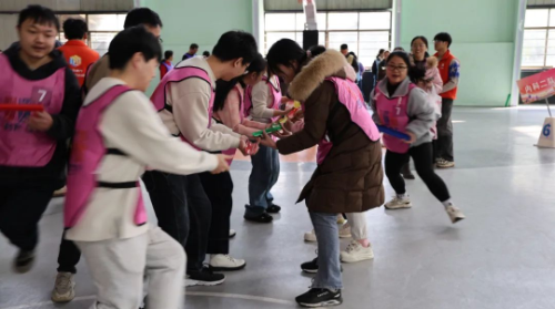 “廉”动女神节 当白衣天使遇上趣味运动会……