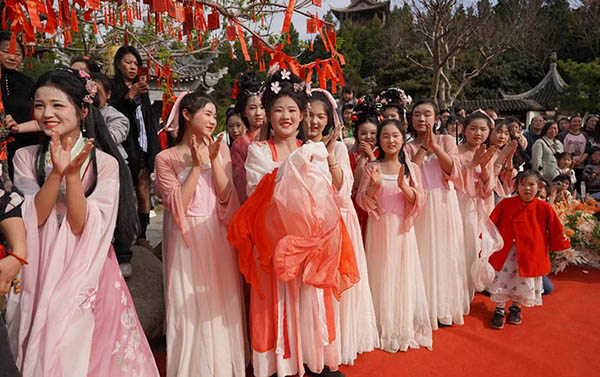 河南邓州：“花朝览秀 相约书院”2025年豫西南第七届花朝节盛大开幕
