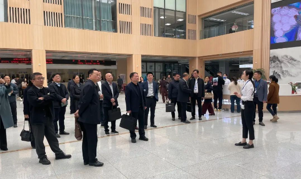 湘乡市人民医院赴长沙市望城区考察调研望城区人民医院新院建设搬迁工作