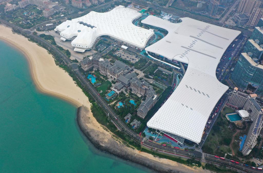 新华全媒+丨开放赋能 消费升级——海南国际旅游消费中心建设观察