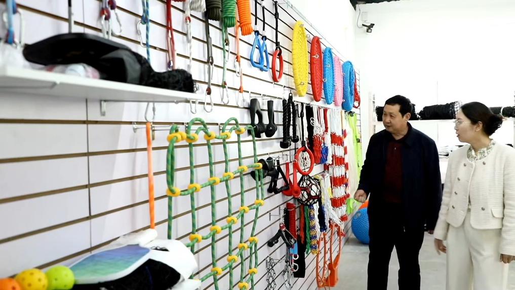 供需两侧精准发力 消费市场亮点频现