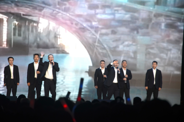 邻水县丰禾中学隆重举办2025年五四大型文艺汇演活动