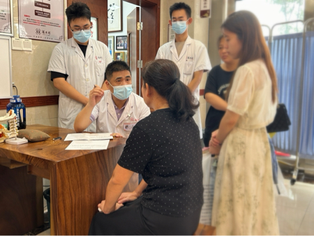 0506 护航民营小微企业成长 恒丰银行这样“量体裁衣”