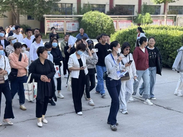 廊坊八中开放日展育人风采 零距离绘成长蓝图